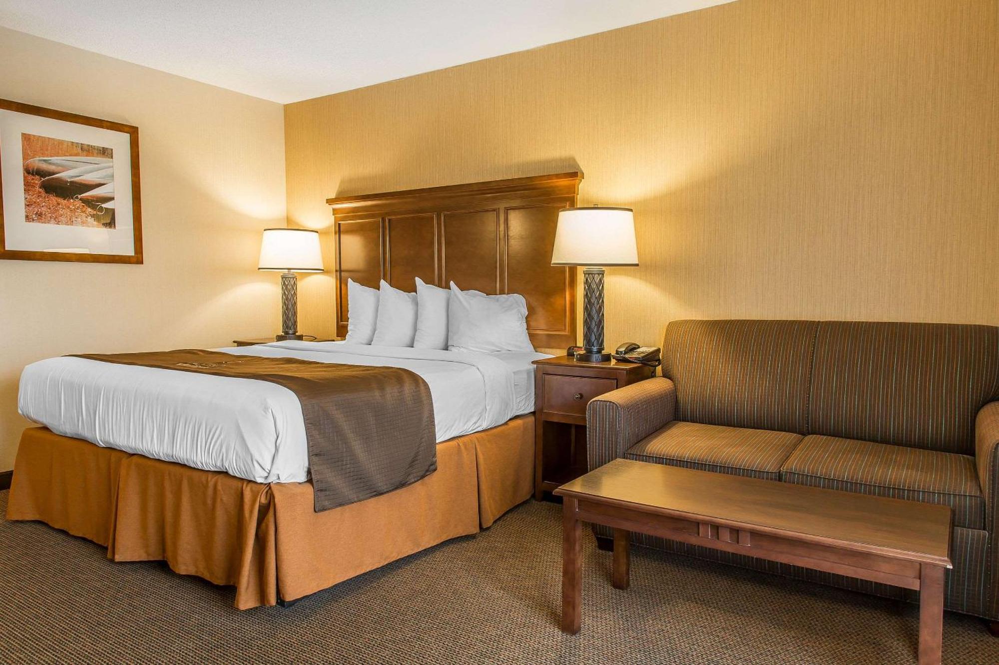 The Black Swan Lee - Lenox, Ascend Hotel Collection المظهر الخارجي الصورة