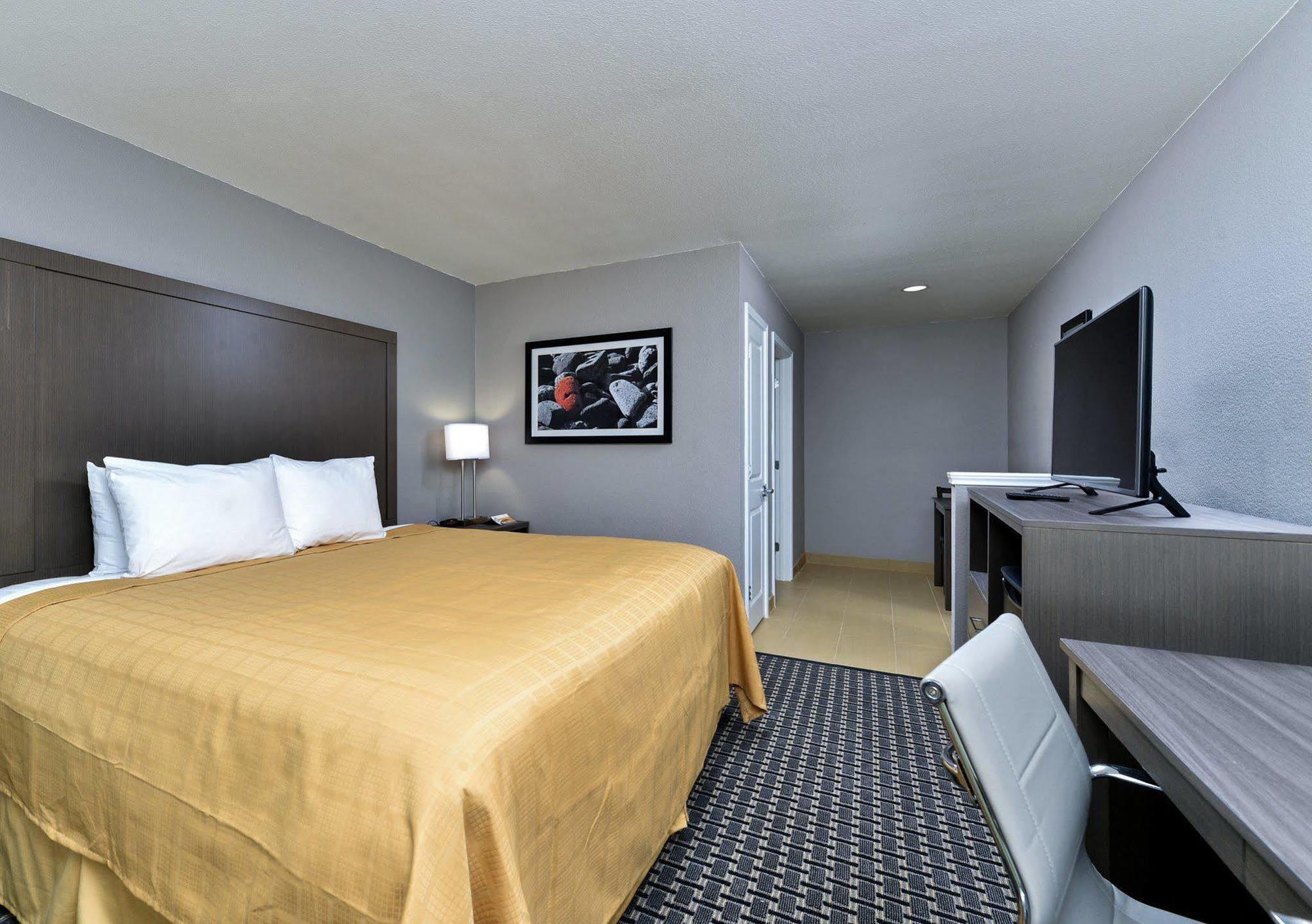 The Black Swan Lee - Lenox, Ascend Hotel Collection المظهر الخارجي الصورة
